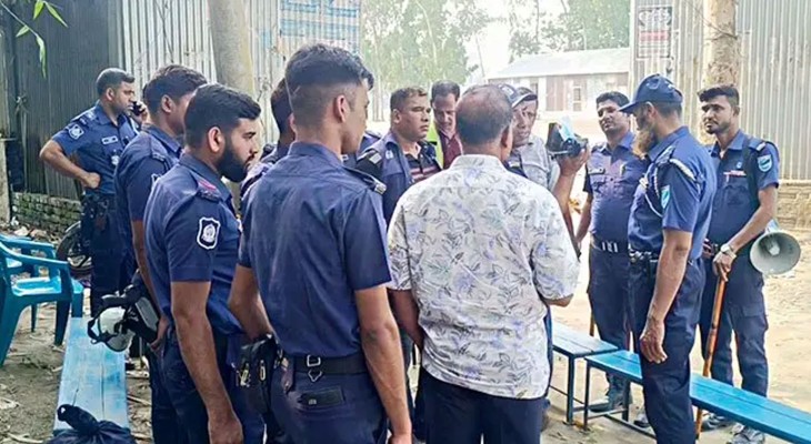 কবরস্থানের জমি নিয়ে সংঘর্ষে কলেজছাত্র নিহত, আহত ৫