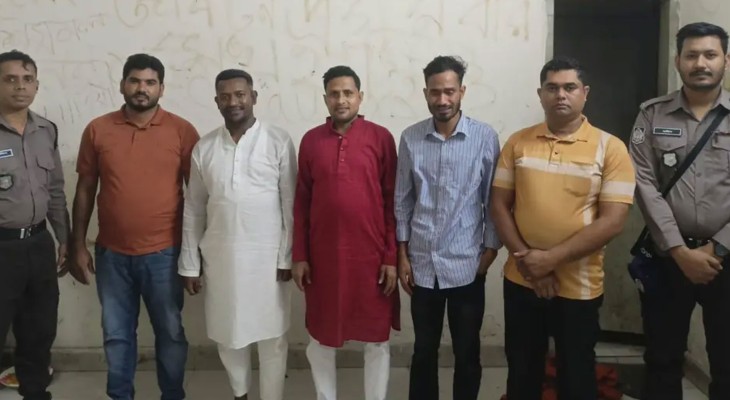 আওয়ামী লীগের ঝটিকা মিছিল : পানি উন্নয়ন বোর্ড কর্মচারীসহ ৫ জন গ্রেপ্তার