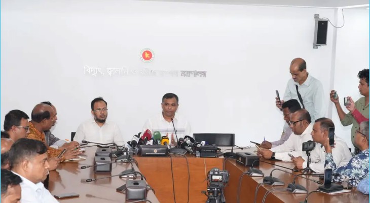 দেশে অকটেন-পেট্রোলের পর্যাপ্ত মজুত, আগামী দুই মাসে সংকটের আশঙ্কা নেই