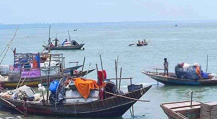 বঙ্গোপসাগরে ৫৮ দিনের মাছ ধরা নিষিদ্ধ ঘোষণা