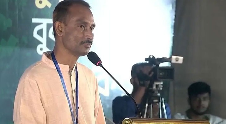 ‘আমরা আজ নব্য স্বৈরাচারের গন্ধ পাচ্ছি’ — শহীদ ফারহান ফাইয়াজের বাবা