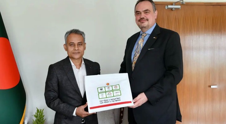 যোগাযোগ ব্যবস্থা আধুনিক ও নিরাপদ করতে কাজ করছে সরকার: মন্ত্রী