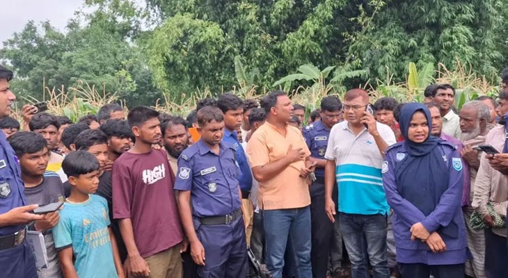 ভুট্টাক্ষেতে মাটি খুঁড়ে মিলল শিশুর বস্তাবন্দি মরদেহ